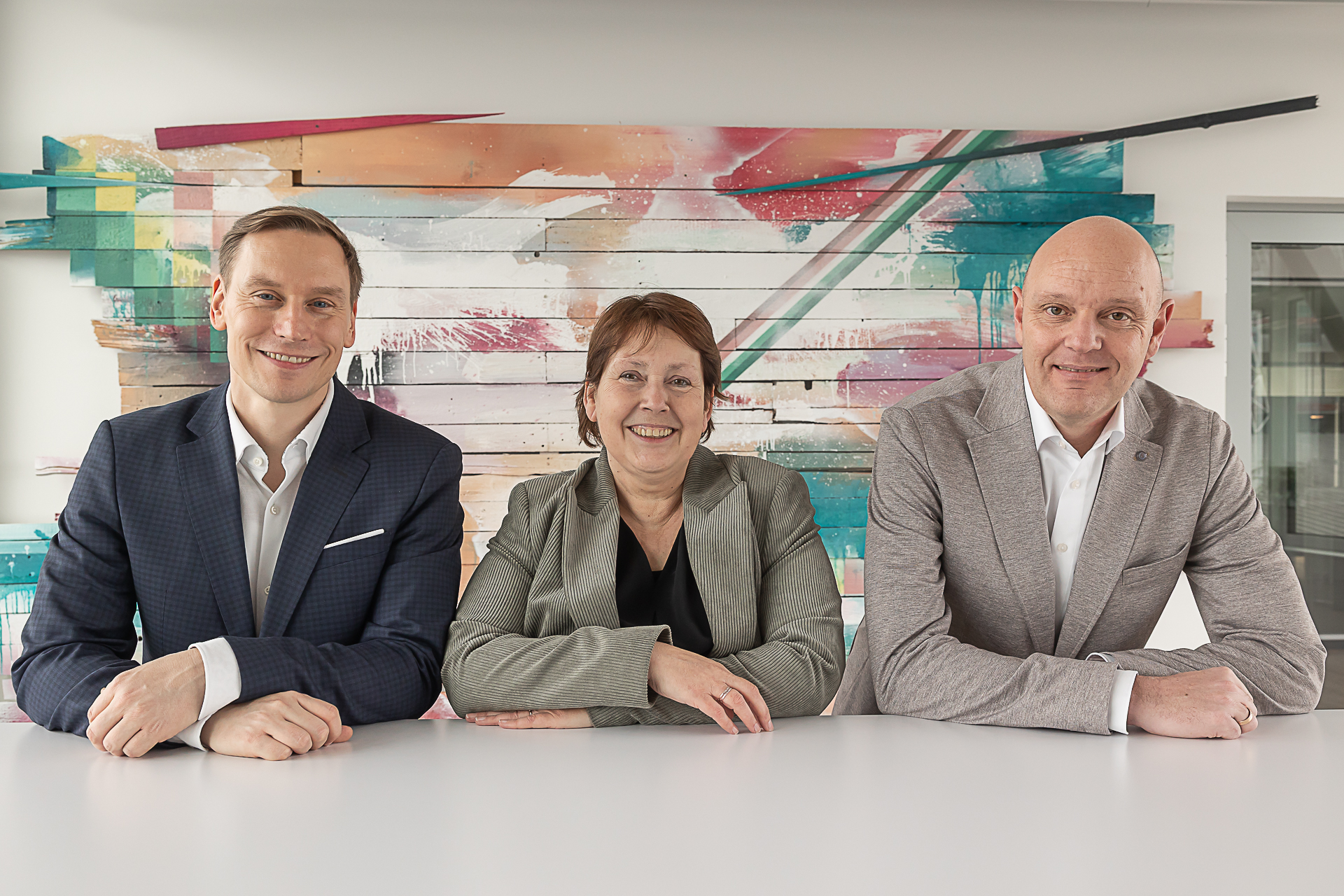 Die neue Führungsriege von mags und GEM (v.l.n.r.): Jens Hostenbach – mags-Vorstand und GEM-Geschäftsführer, Michaela Maurer - Generalhandlungsbevollmächtigte bei mags, und Patrick Heusen, Handlungsbevollmächtigter der GEM. 